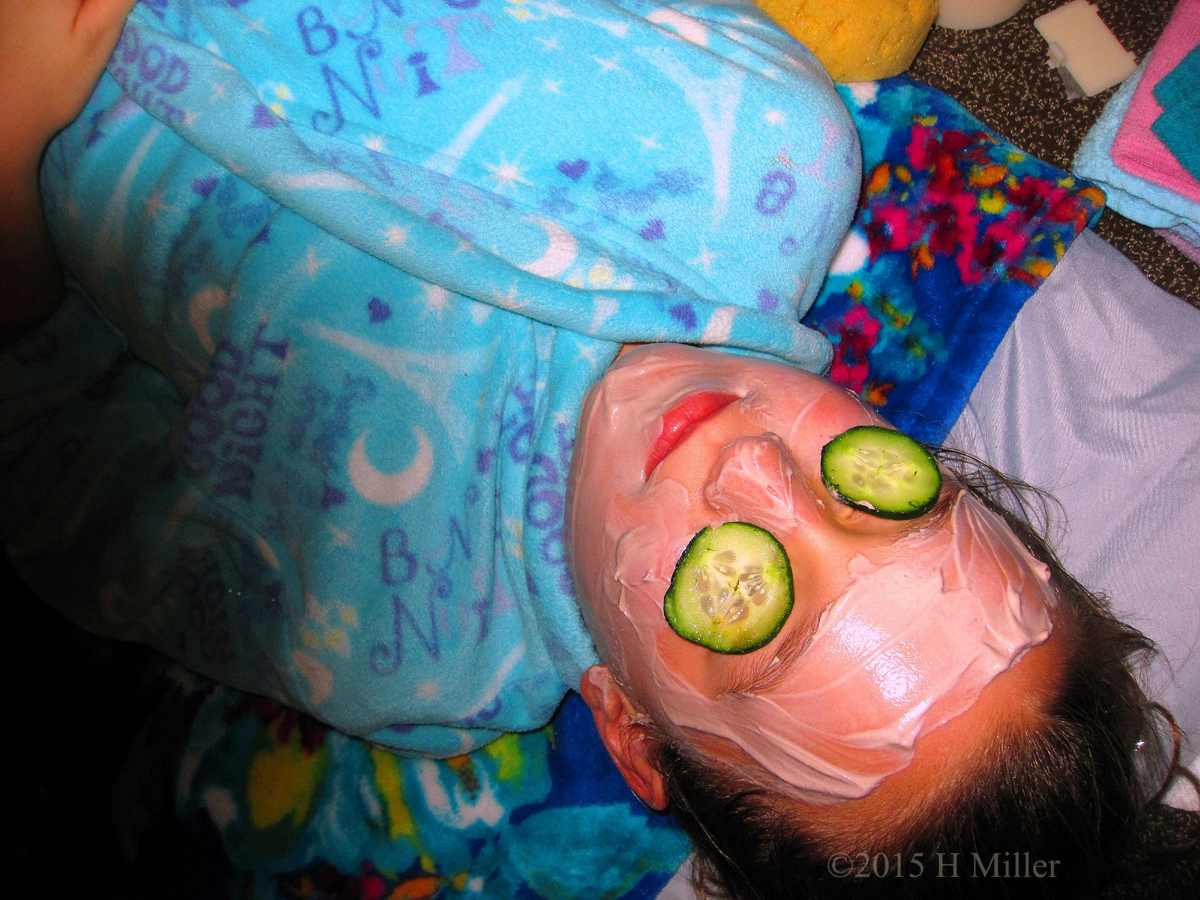 Chocolate Facial Masque With Cukes! 