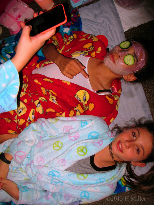 Snapping One Of The Girls Taking A Pic Of The Birthday Girl With Cukes And Facial Masque Snapping One Of The Girls Taking A Pic Of The Birthday Girl With Cukes And Facial Masque