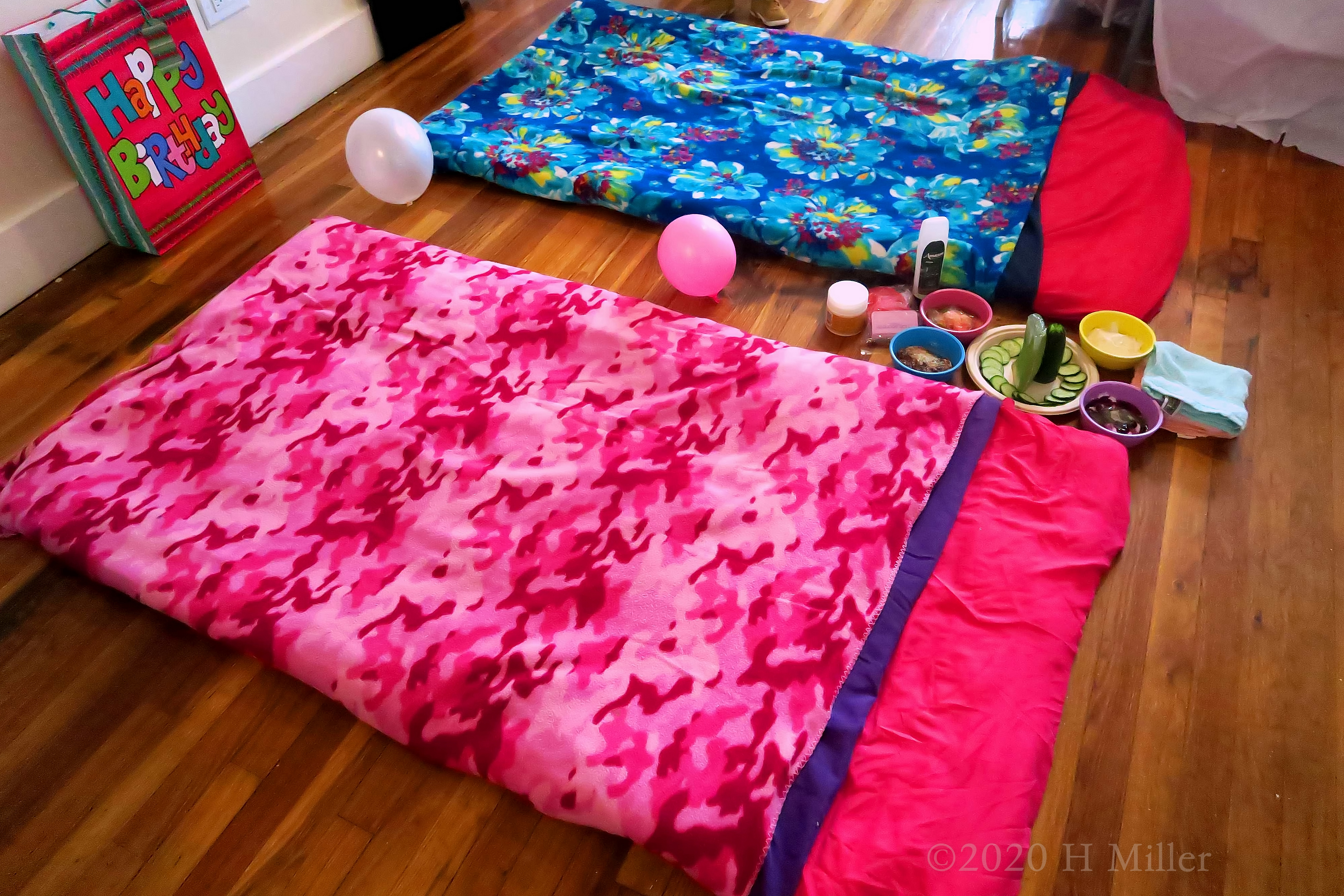 Lilah's 9th Kids Spa Birthday Party At Home Gallery 1 