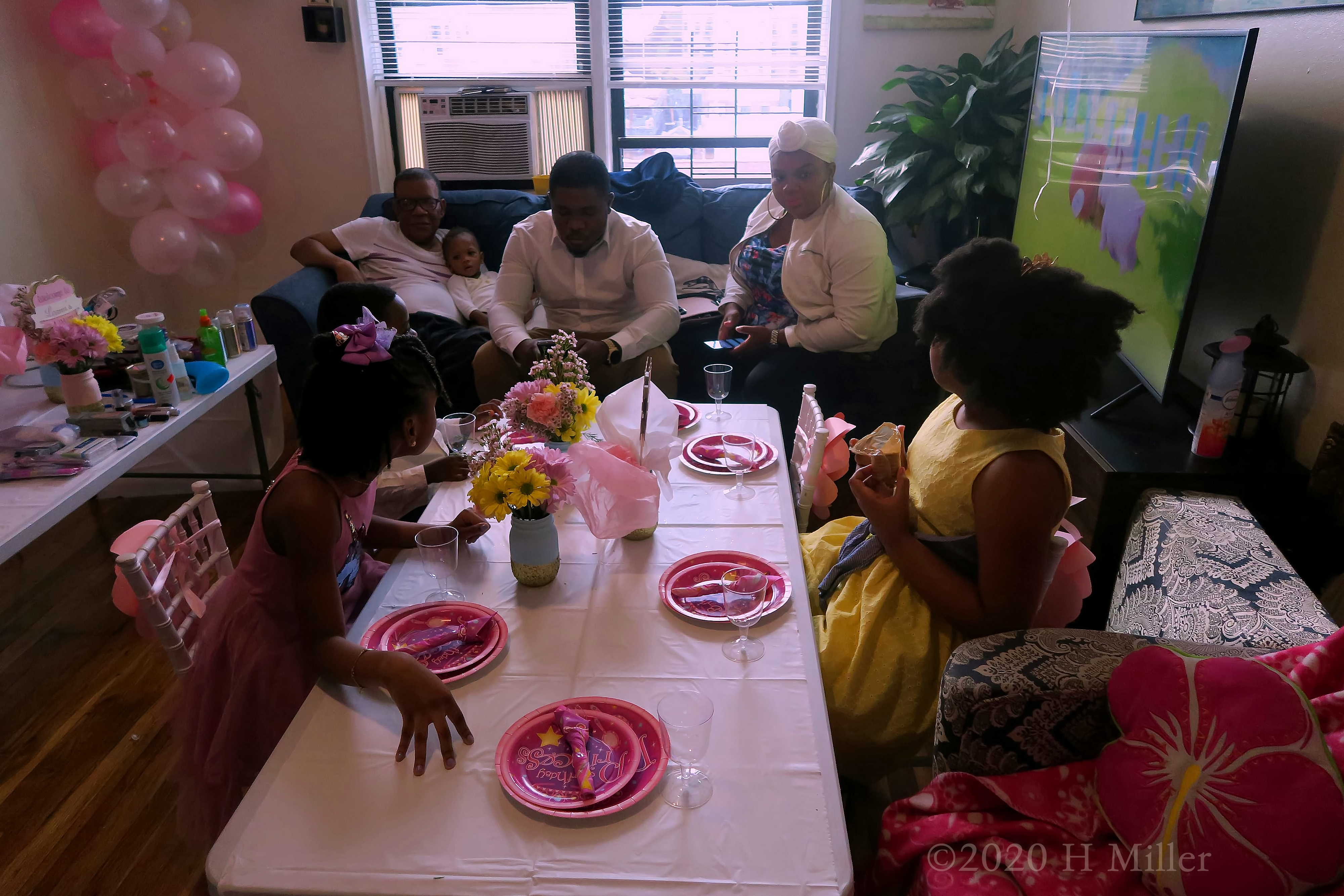 Lilah's 9th Kids Spa Birthday Party At Home Gallery 1 