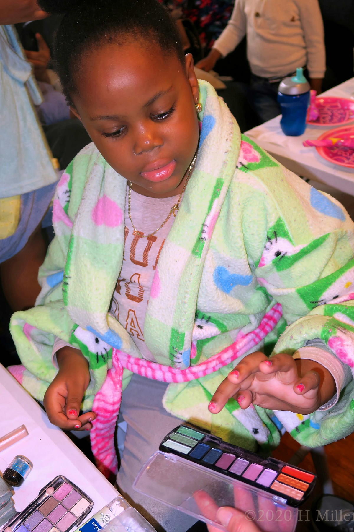 Lilah's 9th Kids Spa Birthday Party At Home Gallery 2 