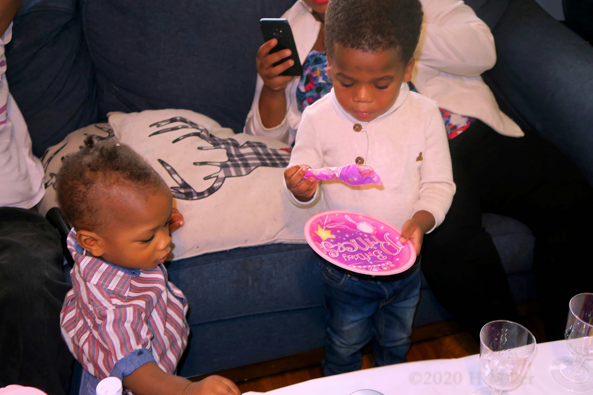 Lilah's 9th Kids Spa Birthday Party At Home Gallery 2 