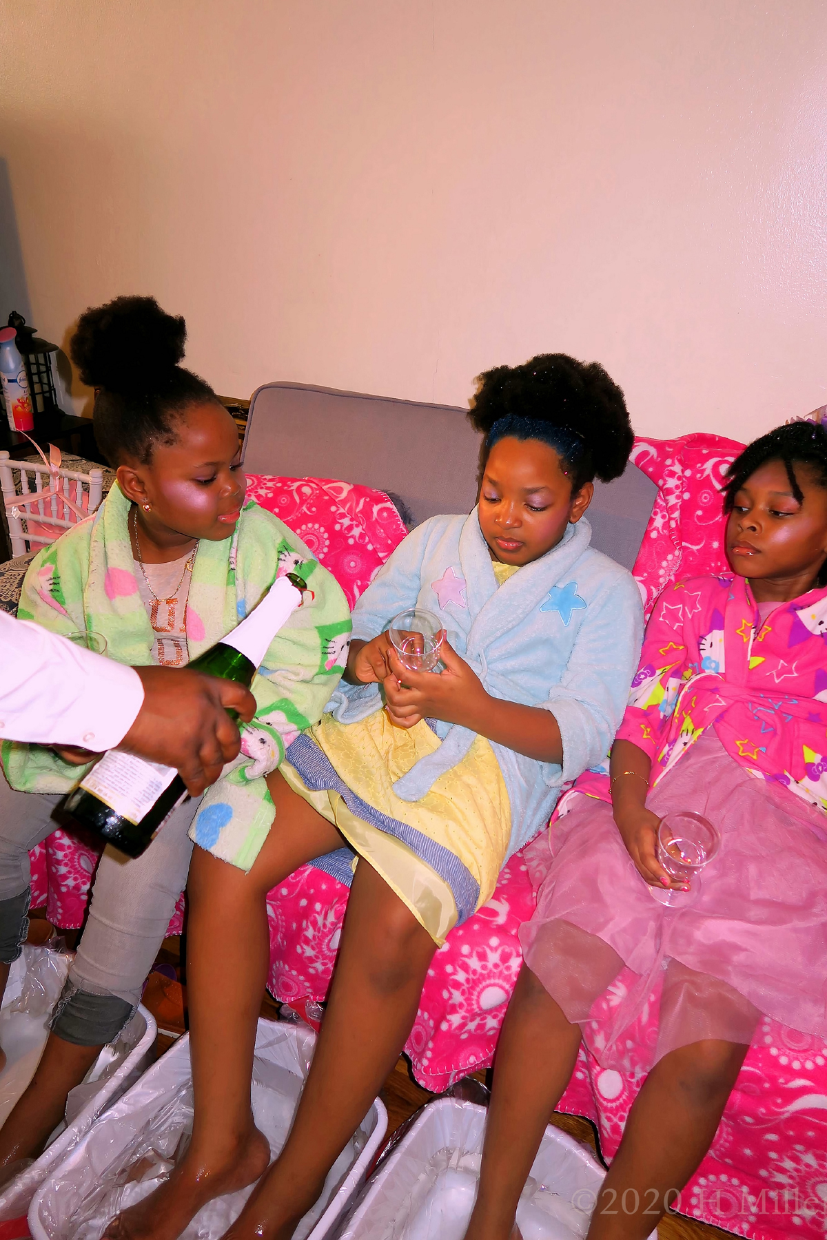 Lilah's 9th Kids Spa Birthday Party At Home Gallery 2 