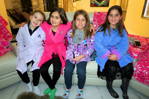 Lorena's In Home Spa Party For Girls On A Cold December Day In 2018 Gallery 1 Lorena's In Home Spa Party For Girls On A Cold December Day In 2018 Gallery 1