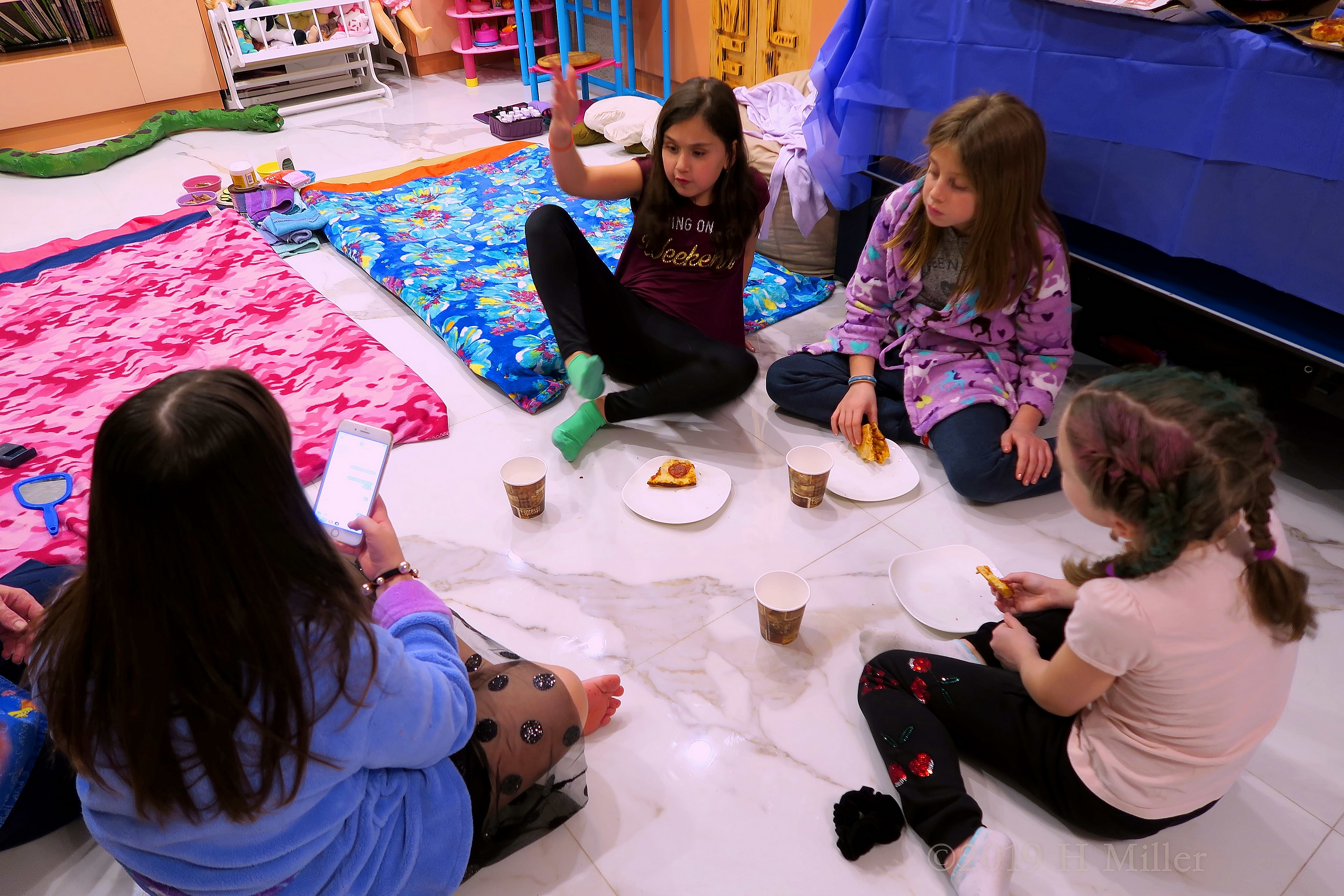 Lorena's In Home Spa Party For Girls On A Cold December Day In 2018 Gallery 2 Lorena's In Home Spa Party For Girls On A Cold December Day In 2018 Gallery 2