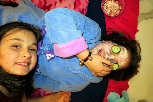 Lorena's In Home Spa Party For Girls On A Cold December Day In 2018 Gallery 2 Lorena's In Home Spa Party For Girls On A Cold December Day In 2018 Gallery 2