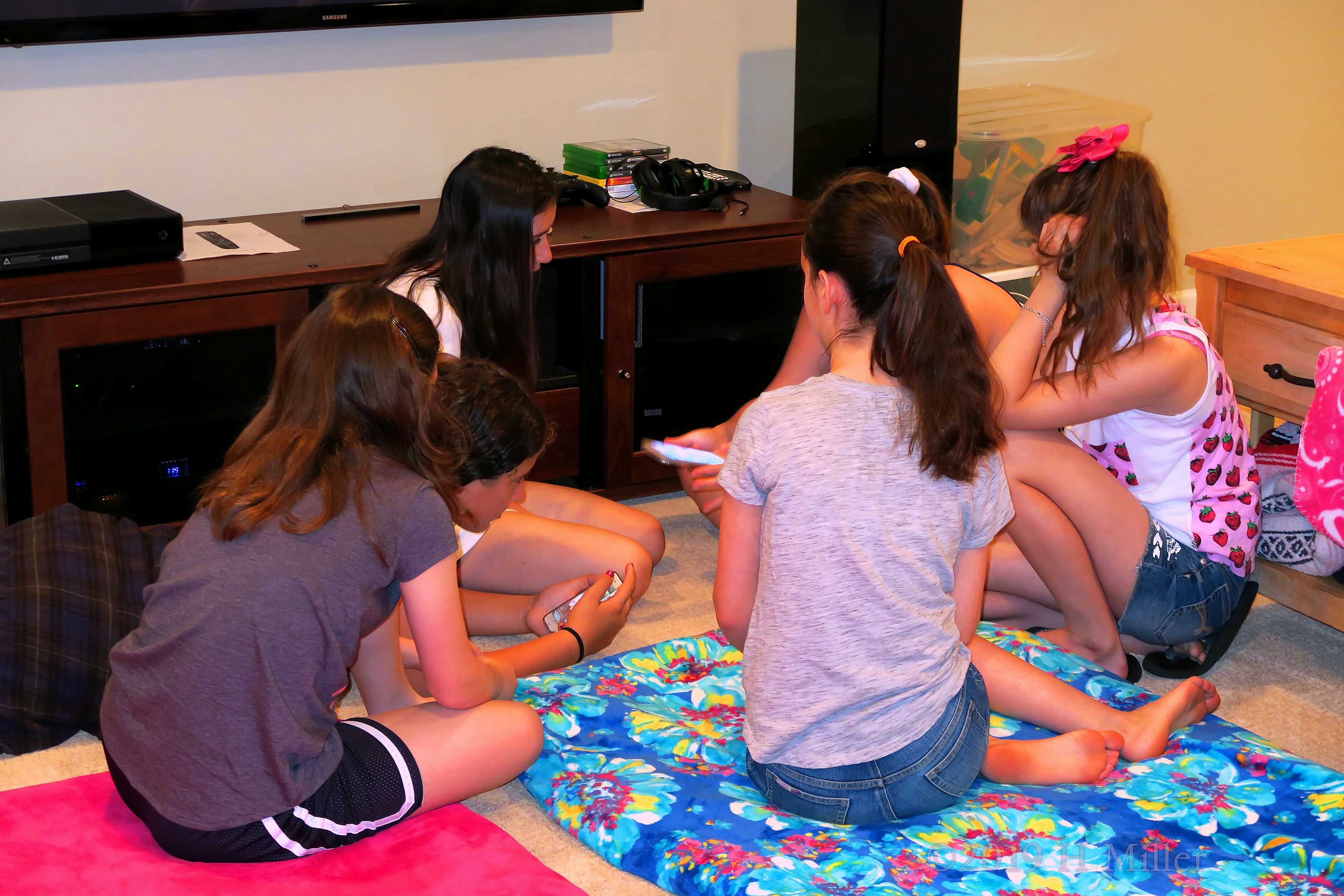 Fun Girls Activity At Birthday Party Fun Girls Activity At Birthday Party