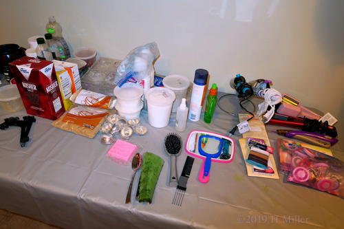 Kids Spa Party Girls Hairstyling Items Kids Spa Party Girls Hairstyling Items