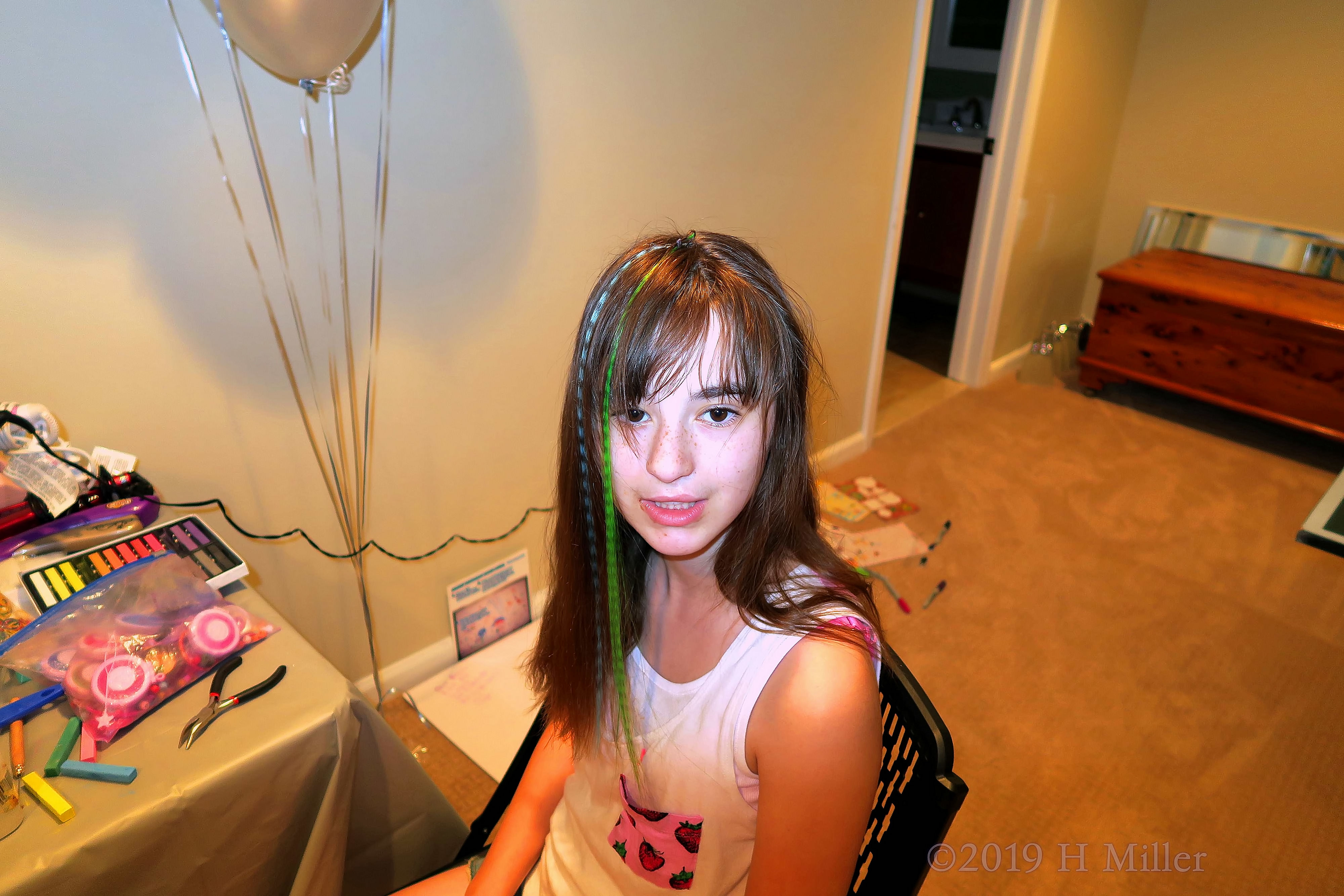 Girl Enjoying The Kids Hair Salon At The Home Spa Girl Enjoying The Kids Hair Salon At The Home Spa