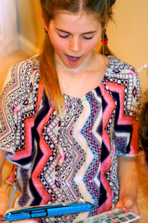 Mackenzie Is Wowed At Her Super Cool Spa Party Gifts. Mackenzie Is Wowed At Her Super Cool Spa Party Gifts.