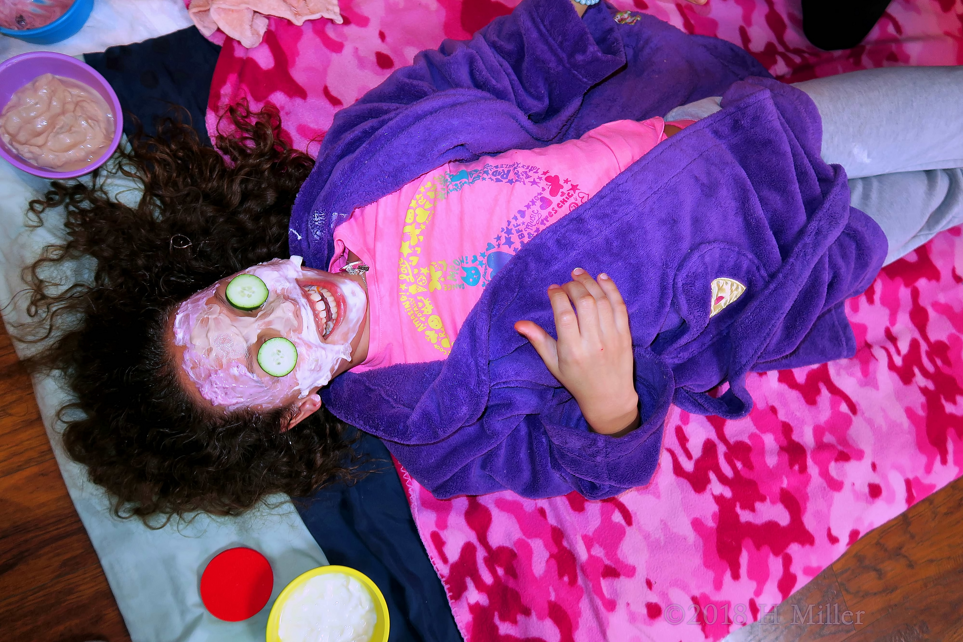 Big Smiles During Kids Facials!! Big Smiles During Kids Facials!!