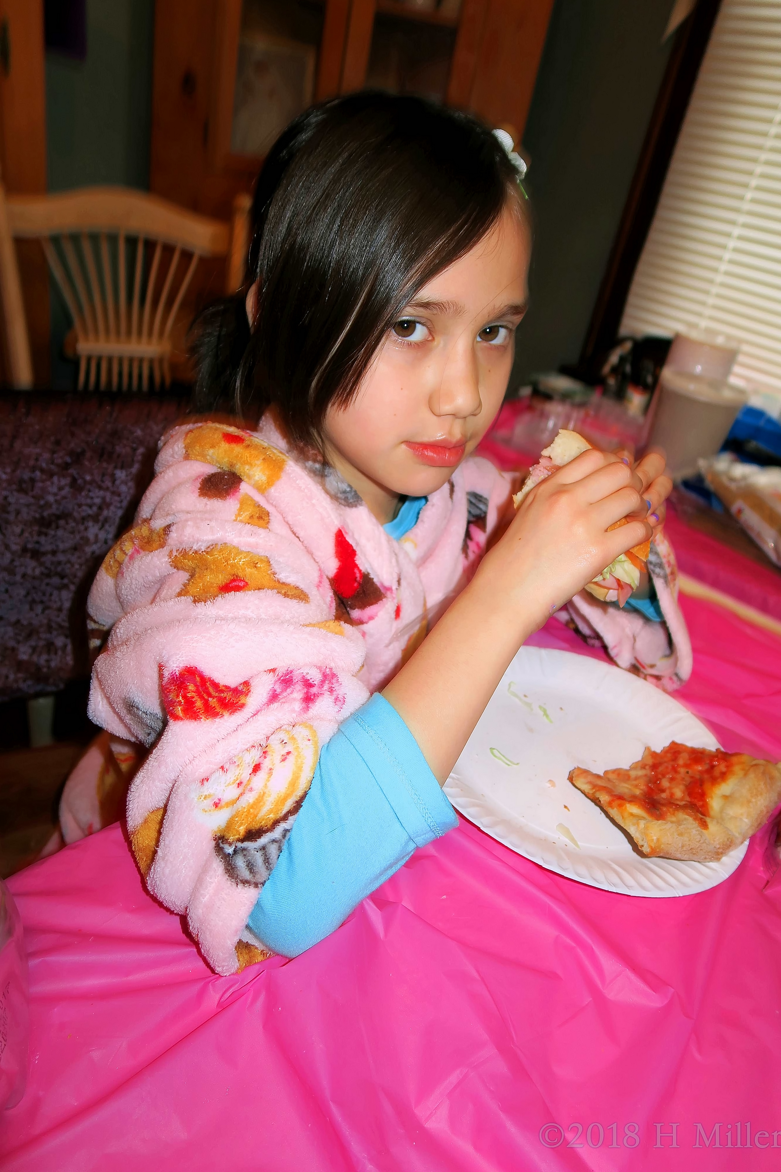 Pizza At Girl's Spa Day!! 4 Pizza At Girl's Spa Day!! 4