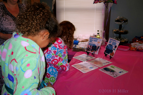 Learning About Kids Crafts At The Spa Party For Girls