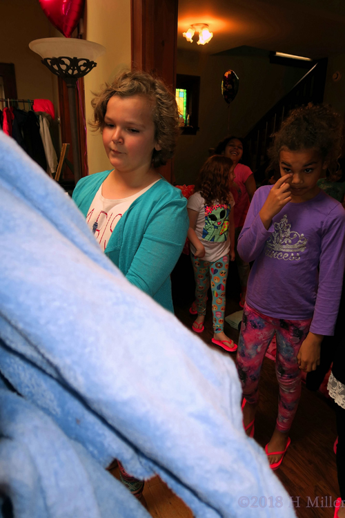 Looking At Spa Robes Looking At Spa Robes