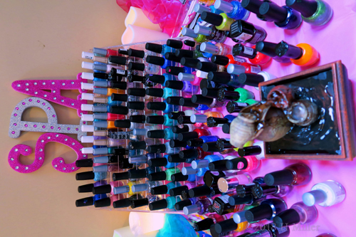 Small Tranquility Fountain With Nail Polish For Girls Manicures Small Tranquility Fountain With Nail Polish For Girls Manicures