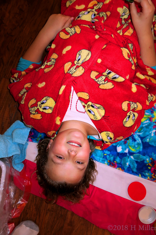 Upside Down Photo Of This Spa Girl About To Get A Kids Facial! Upside Down Photo Of This Spa Girl About To Get A Kids Facial!