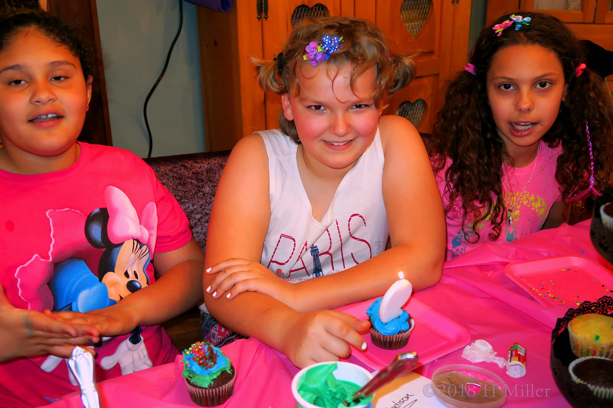 Madison With Two Friends And A Number 9 Cupcake! 