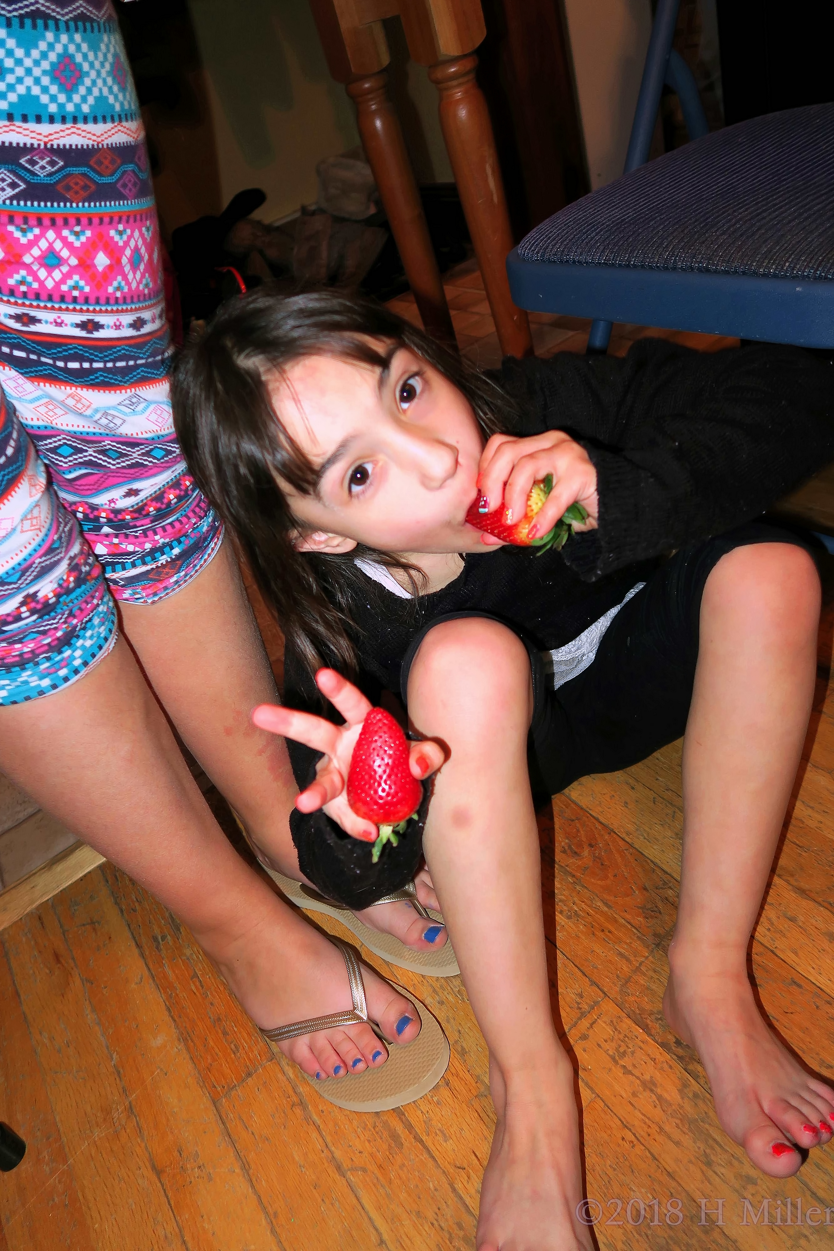 Eating Strawberries At The Spa Party! Eating Strawberries At The Spa Party!