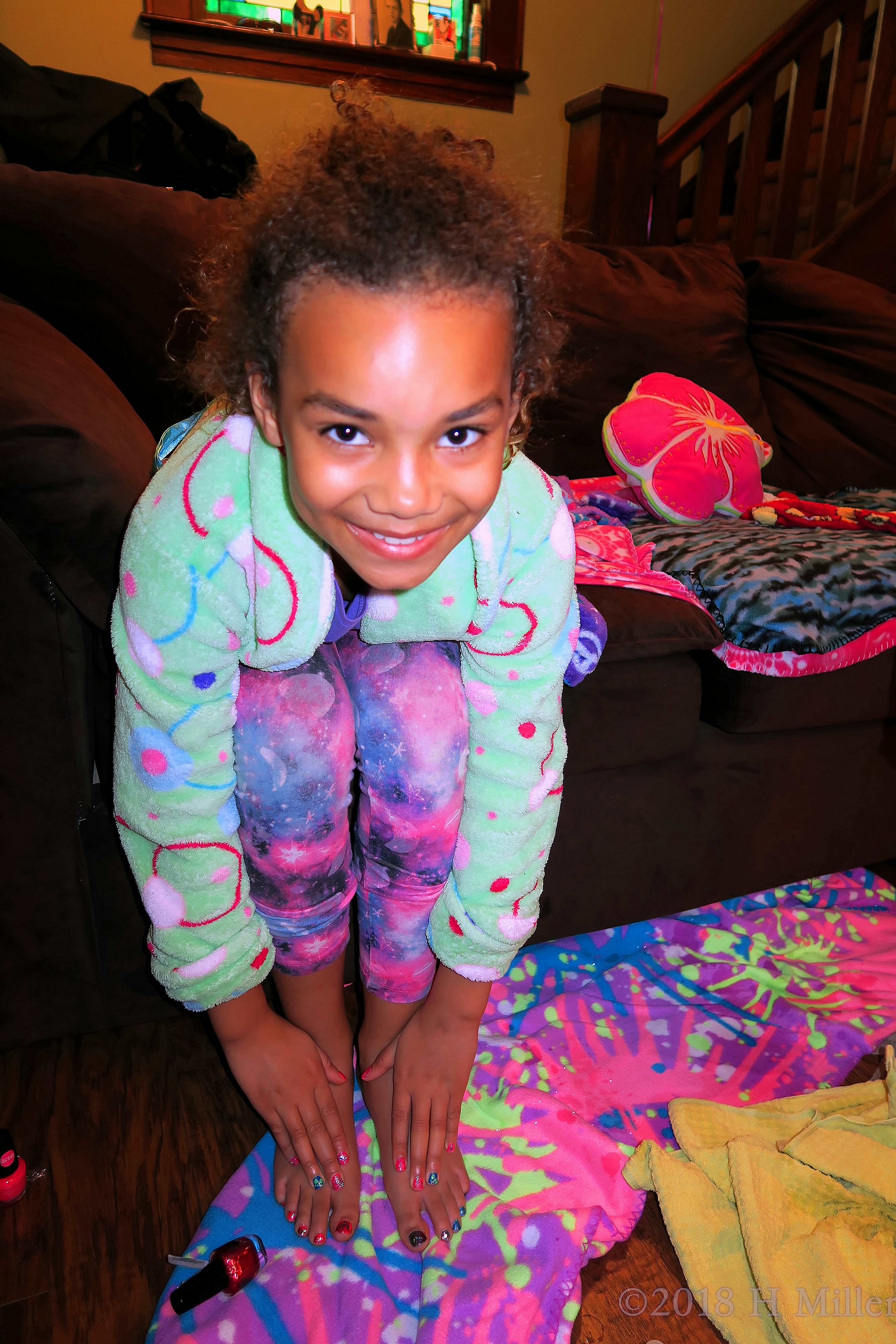 Happy Spa Girl Shows Kids Mani Pedi Results! Happy Spa Girl Shows Kids Mani Pedi Results!