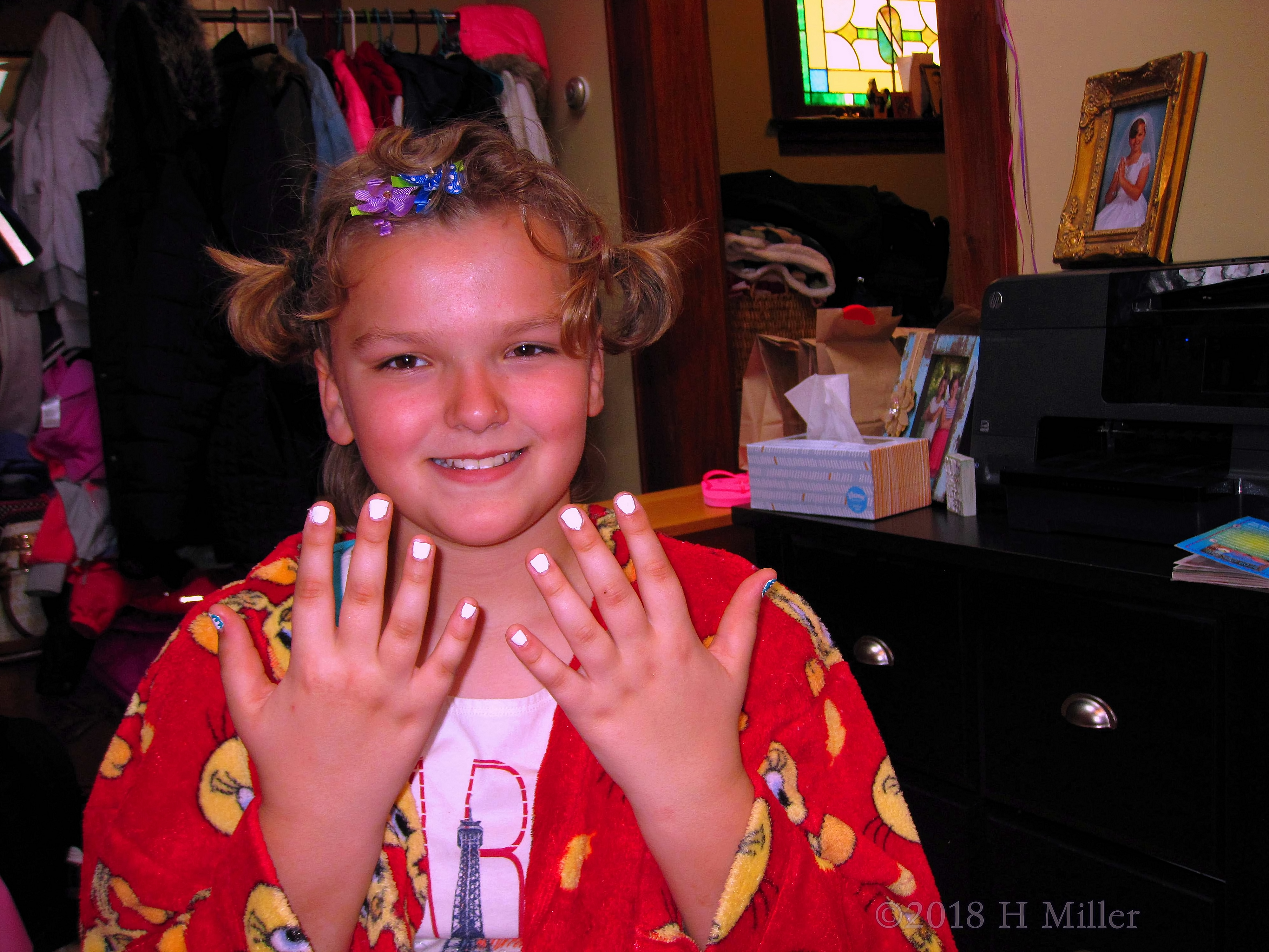 White Manicure For Kids Gives The Birthday Girl A Big Smile 4 White Manicure For Kids Gives The Birthday Girl A Big Smile 4