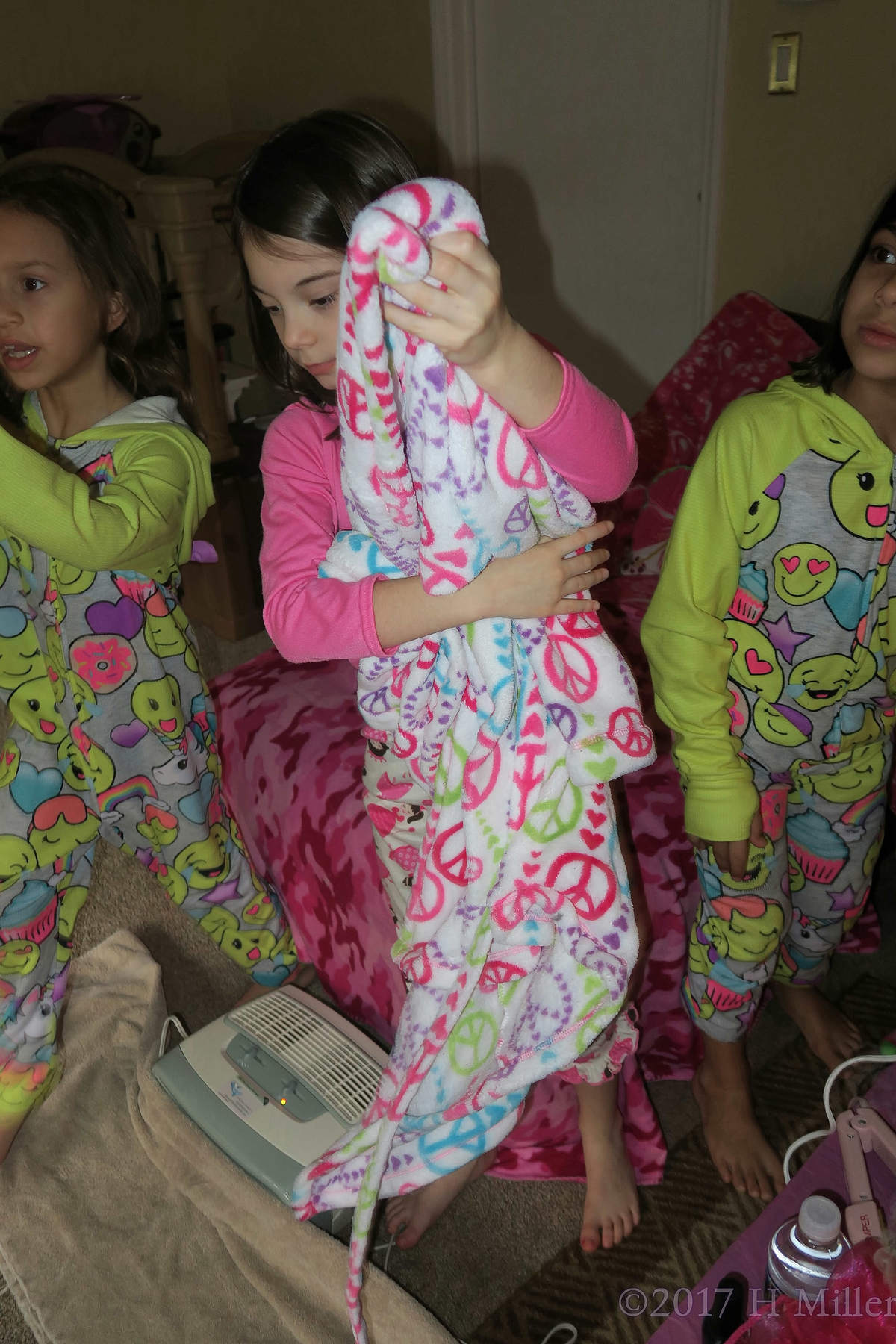 Fuzzy, Patterned Kids Spa Robes. Luxury And Comfort! 