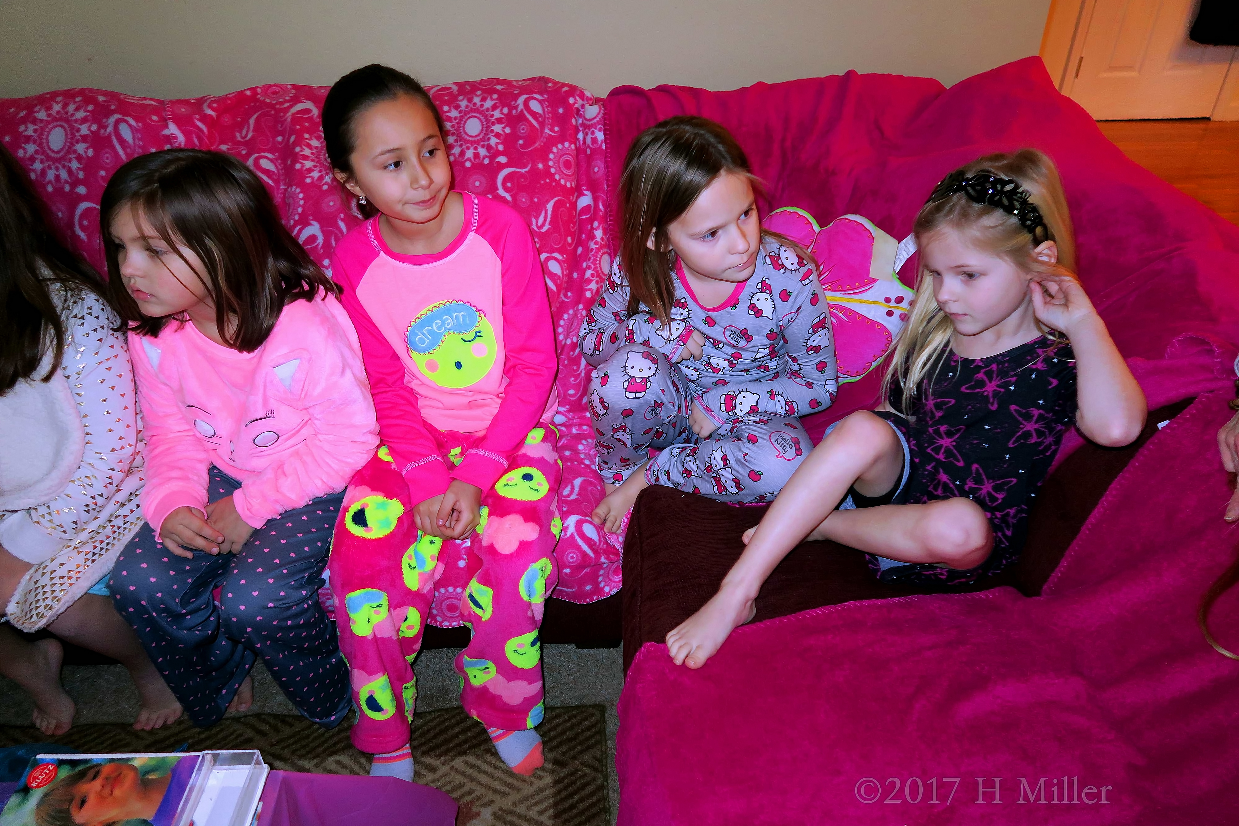 Everyone Can't Wait To Get Started With The Kids Spa Activity. Everyone Can't Wait To Get Started With The Kids Spa Activity.