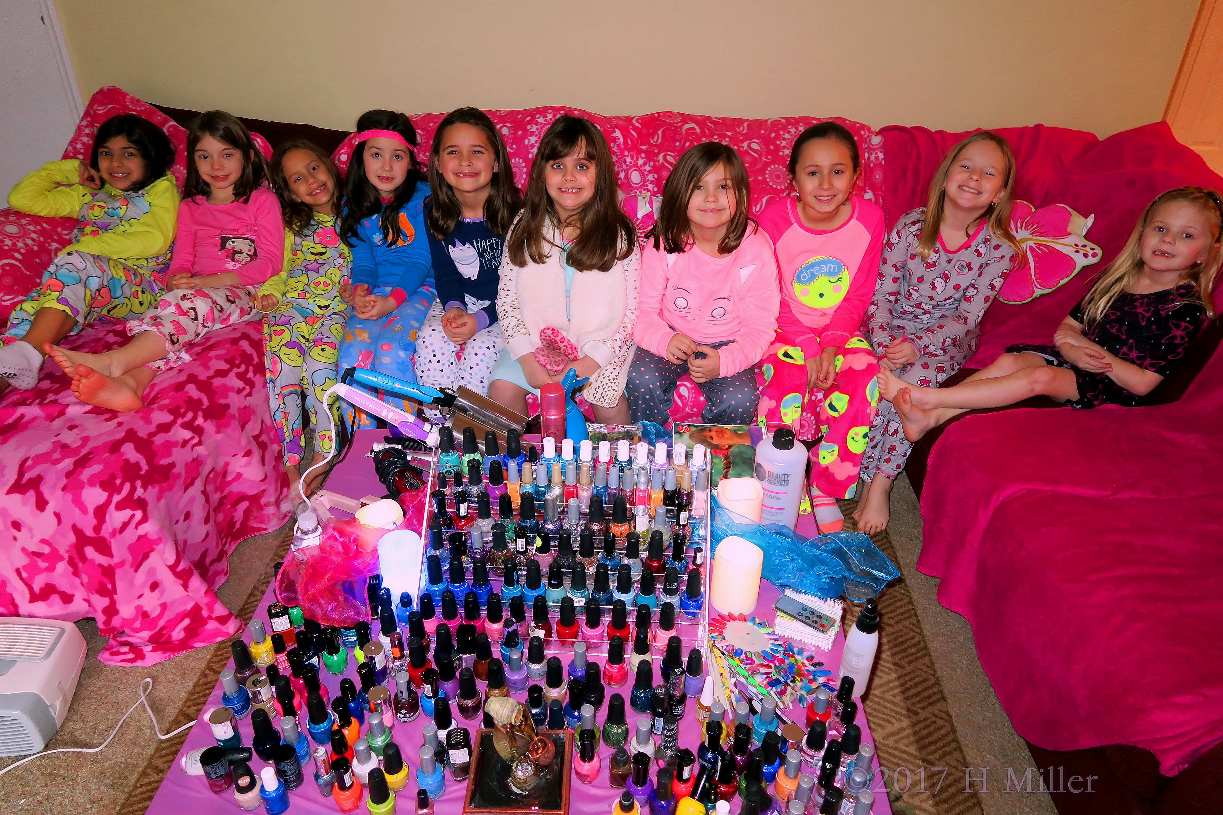 Picked Out Their Favorite Colors and The Spa Party For Kids Is A Go!!! Picked Out Their Favorite Colors and The Spa Party For Kids Is A Go!!!