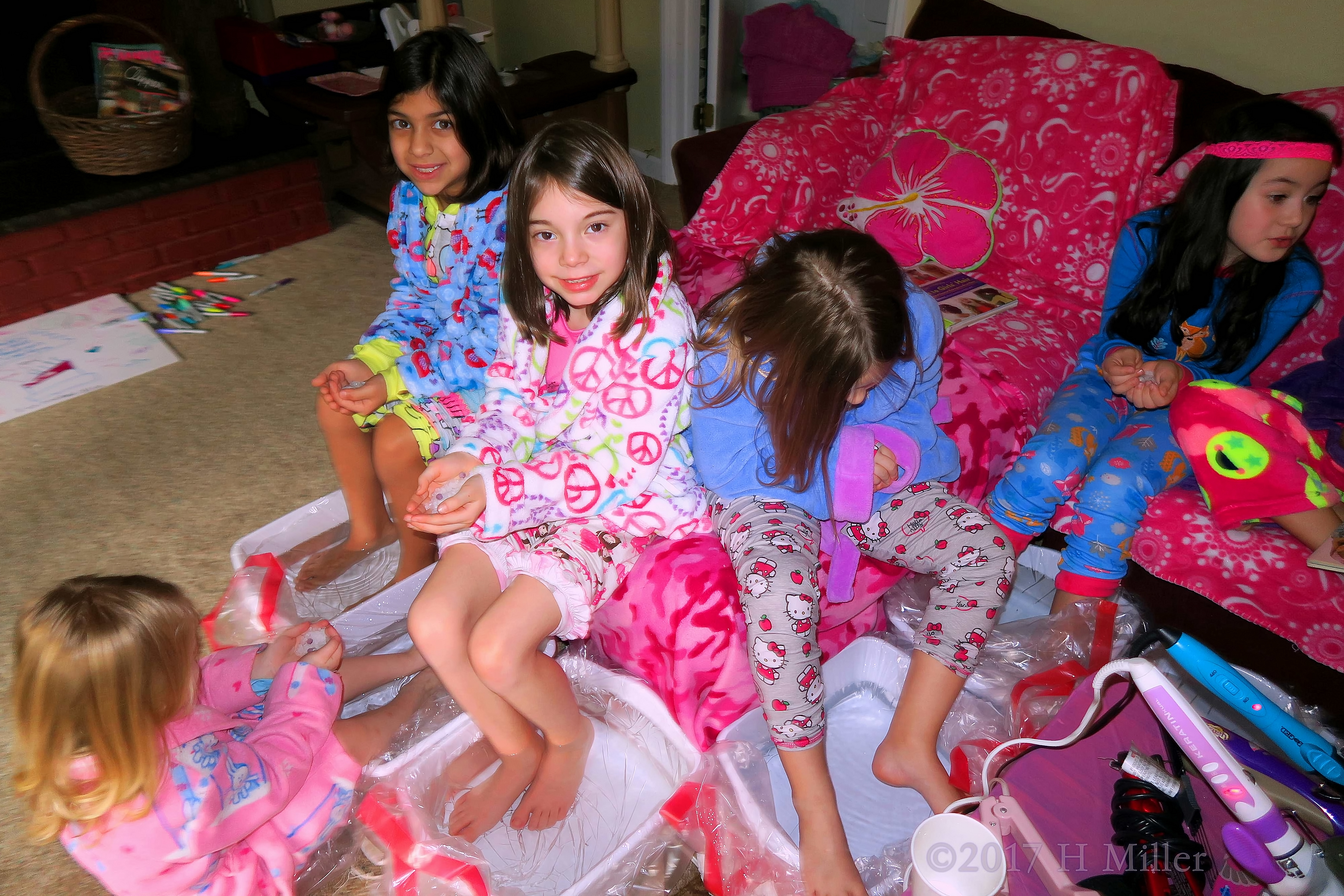 The Birthday Girl And Friends Are Having A Great Time At The Kids Spa! The Birthday Girl And Friends Are Having A Great Time At The Kids Spa!