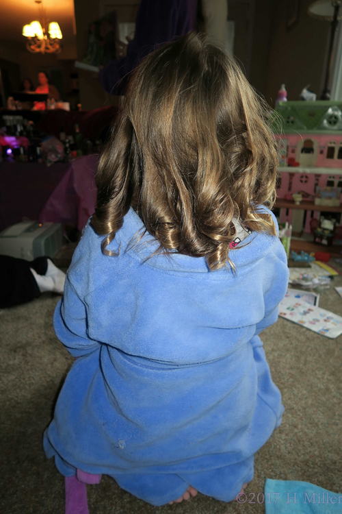 Beautiful Dark Blonde Hair Curled To Perfection With This Girls Hairstyle. Beautiful Dark Blonde Hair Curled To Perfection With This Girls Hairstyle.