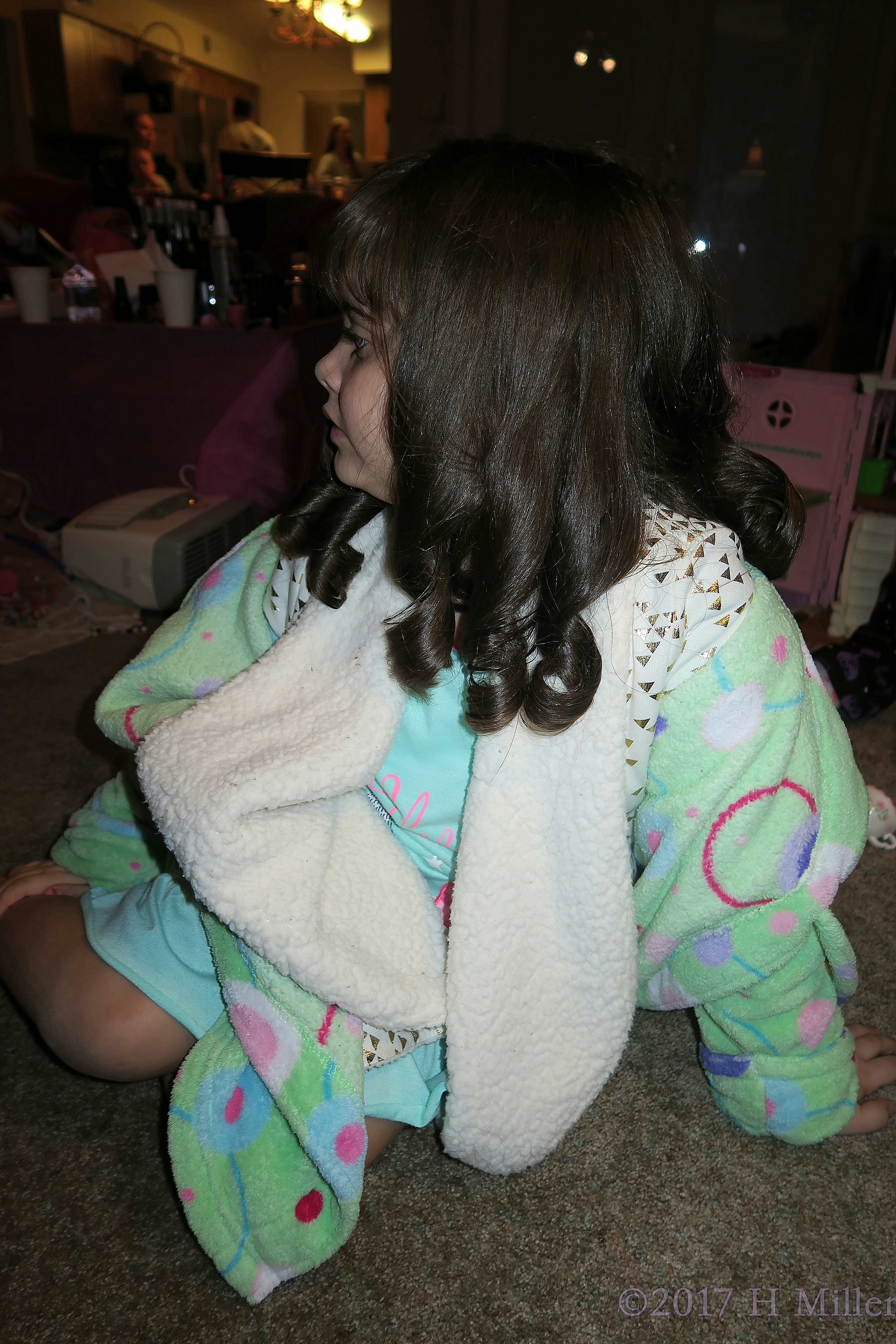 Curled Ringlets Of Hair Are So Pretty On This Kids Hairstyle! 