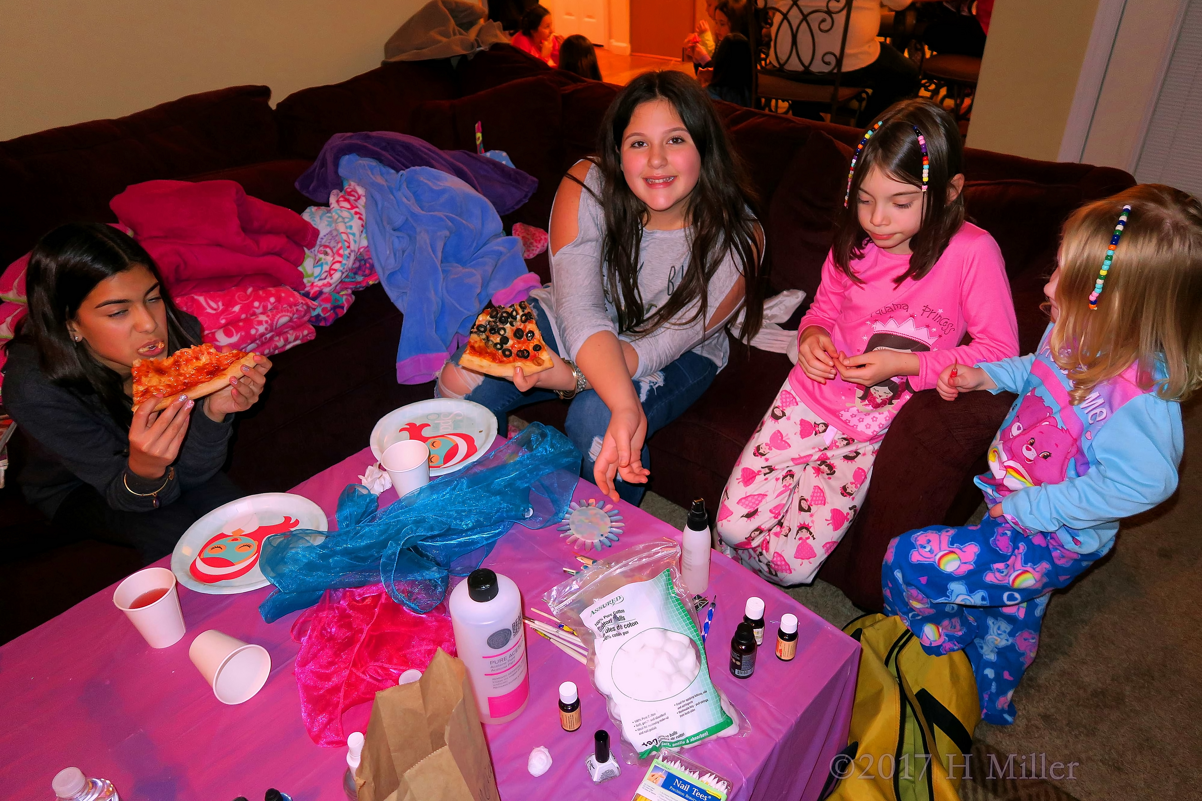 Food Time Group Photo! Food Time Group Photo!