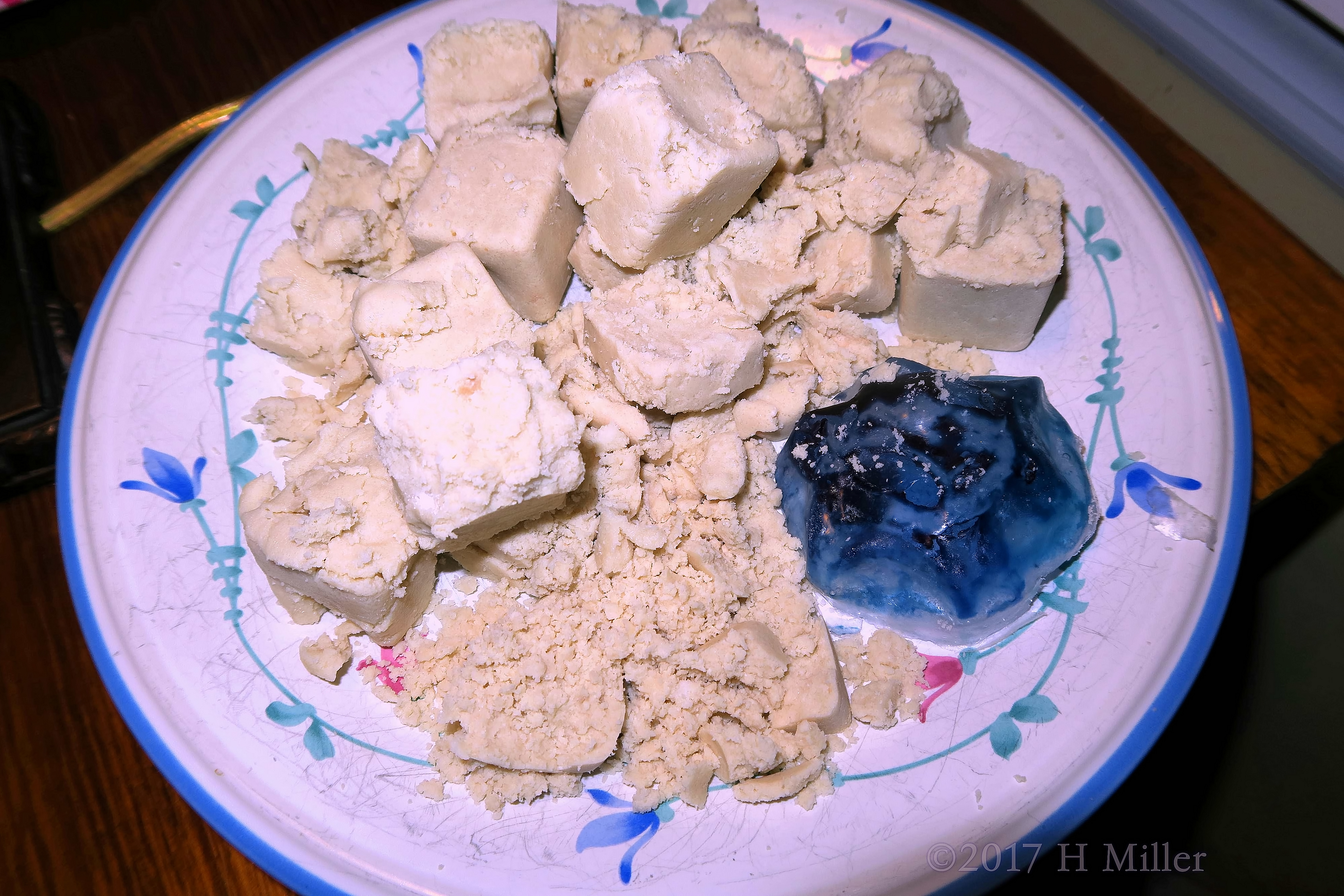 Kid Friendly And Safe Handmade Fizzy Bath Bombs And Soap Kids Crafts. Kid Friendly And Safe Handmade Fizzy Bath Bombs And Soap Kids Crafts.