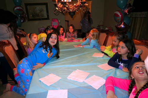 Everyone Is Having A Blast At The Spa Party For Girls! 