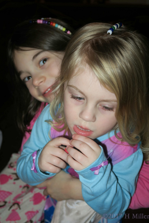 Hugs For The Spa Party Photo Hugs For The Spa Party Photo