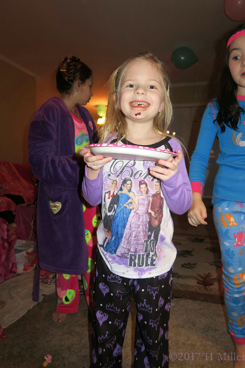 Yummy Yummy Cake! Yummy Yummy Cake!