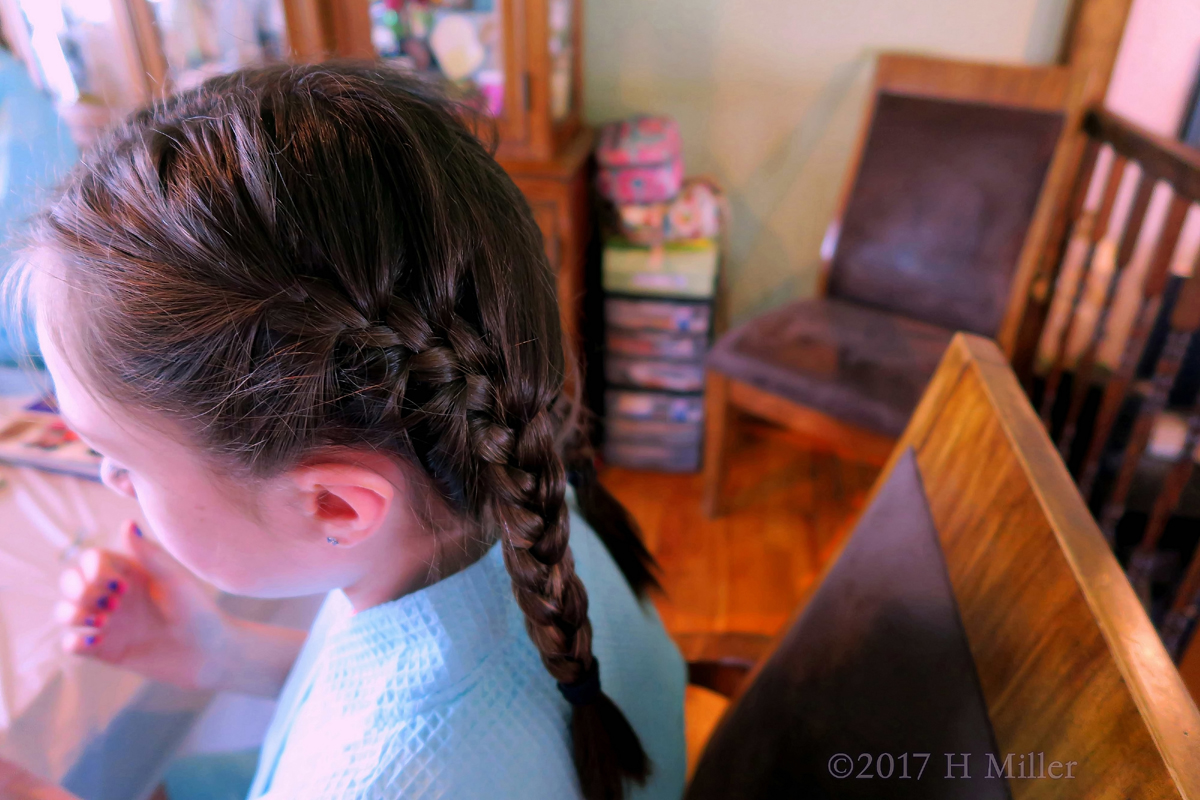 She Has A Lovely Braid Hairstyle And Beautiful Nails To Go With It! 
