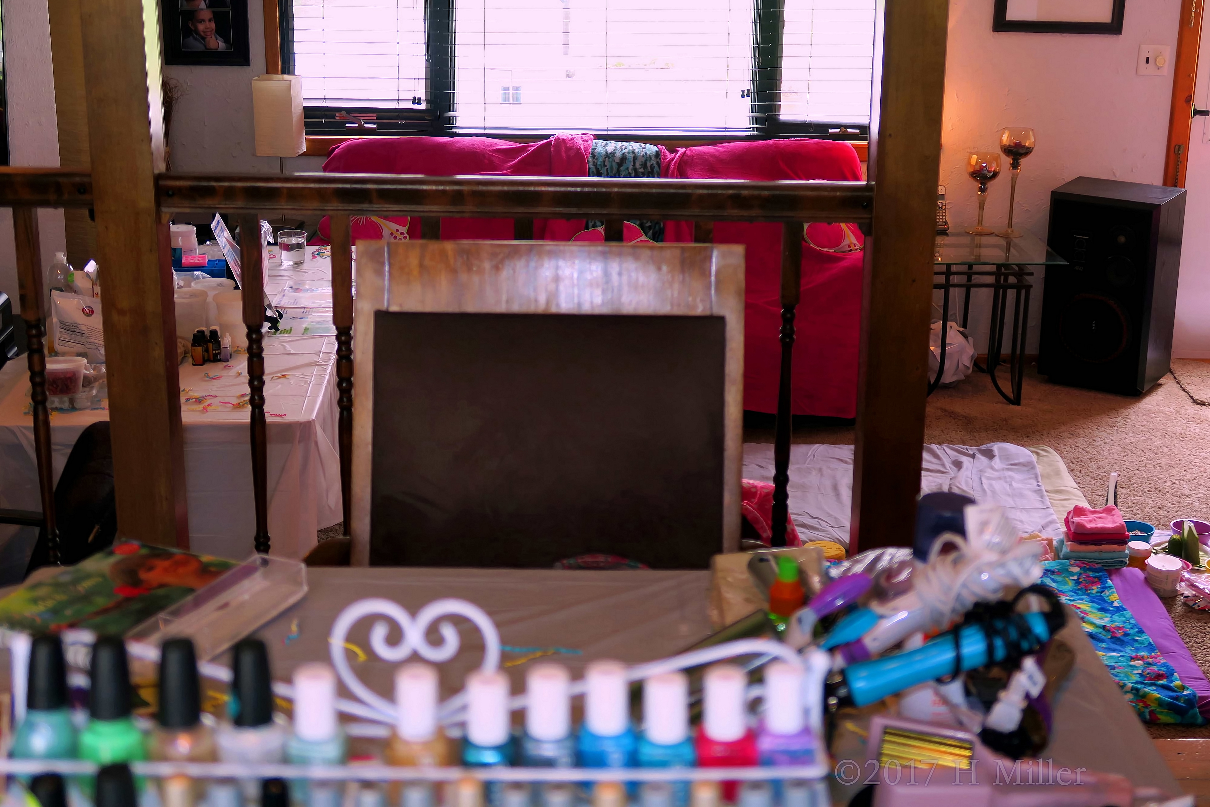 Perfect Setup For Girls Manicures And Hair Styling. Perfect Setup For Girls Manicures And Hair Styling.