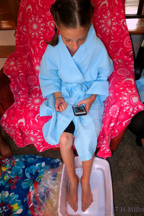 Halite Salt Ready To Be Dropped Into Her Footbath, All Set For Her Kids Pedicure! Halite Salt Ready To Be Dropped Into Her Footbath, All Set For Her Kids Pedicure!