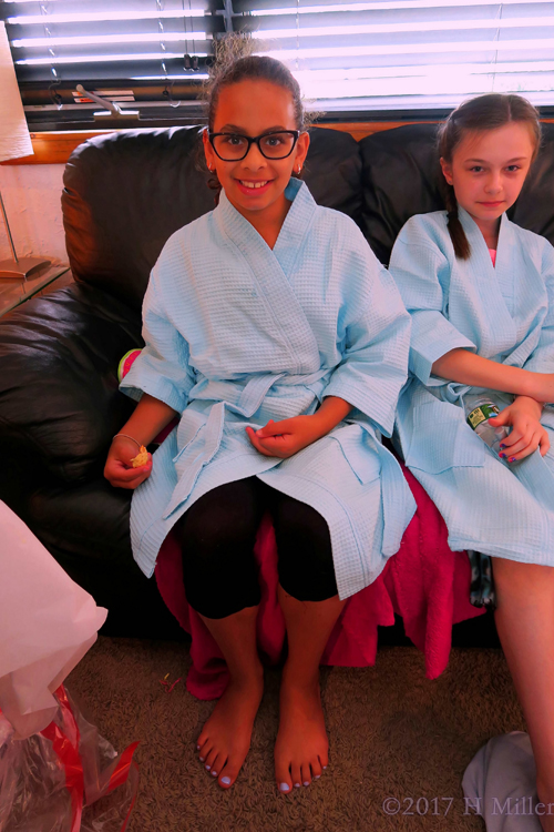 Party Guests Relaxing After The Girls Pedicure Activity Party Guests Relaxing After The Girls Pedicure Activity