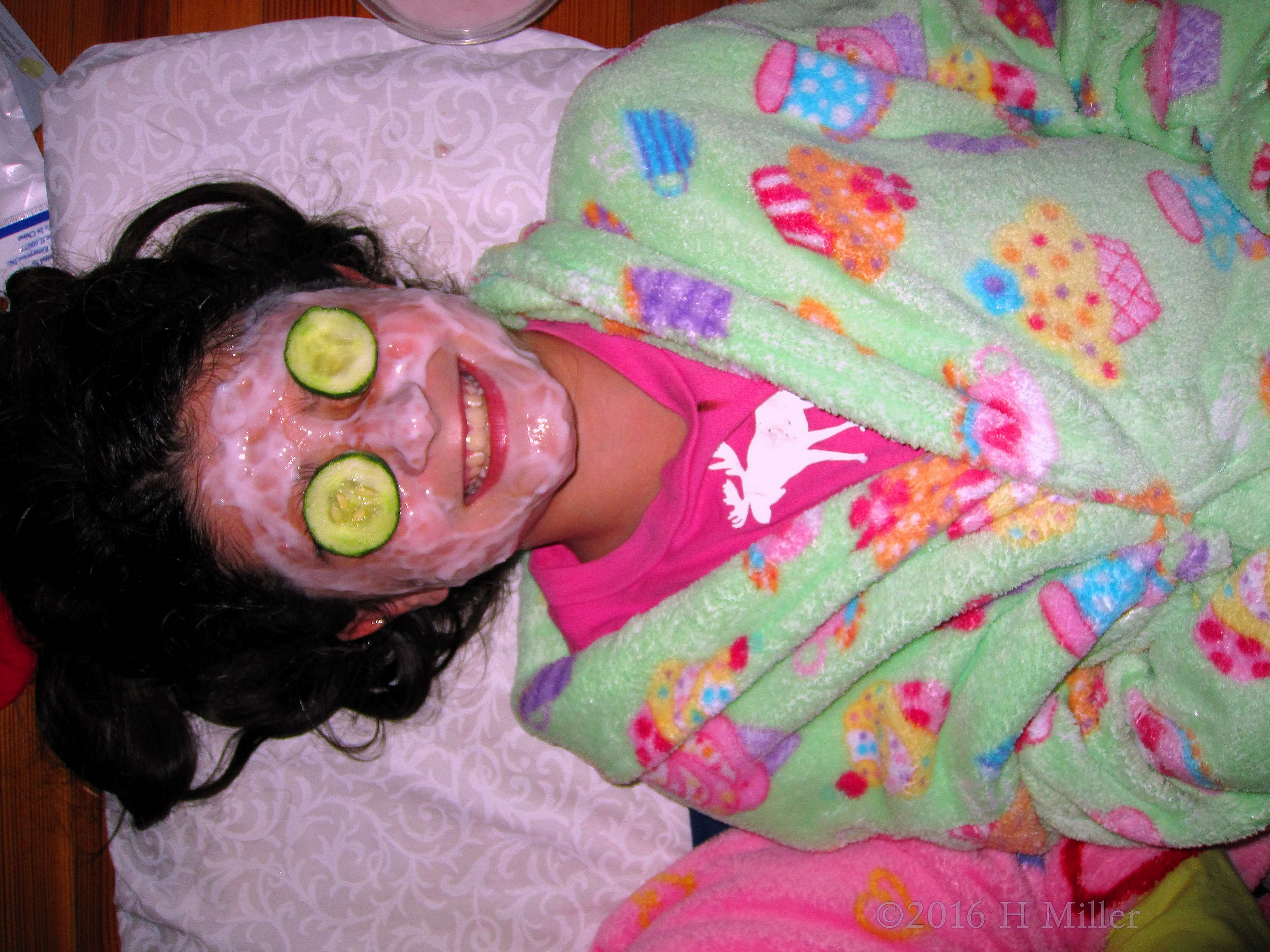She's Loving Her Kids Spa Strawberry Facial! She's Loving Her Kids Spa Strawberry Facial!