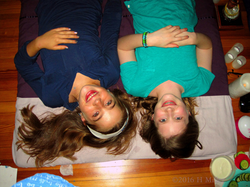 Hanging Out And Smiling Before Facials Hanging Out And Smiling Before Facials