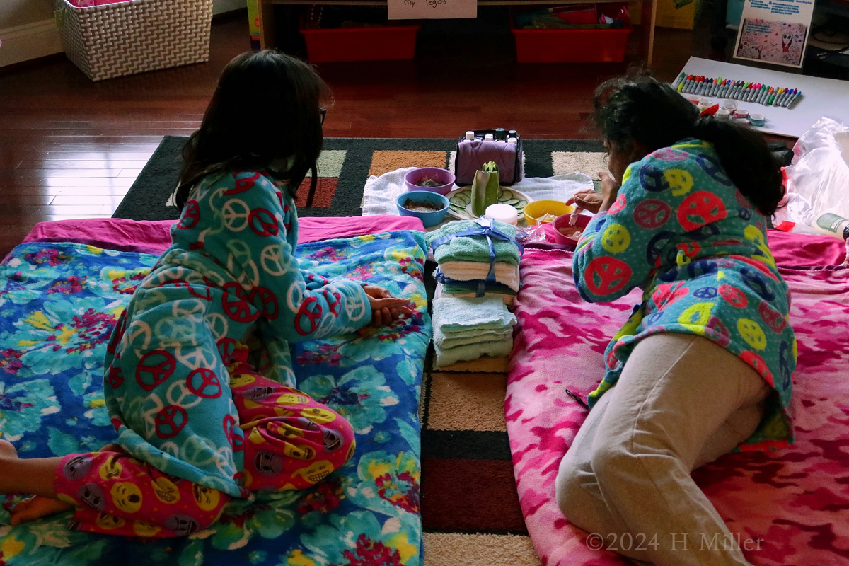 Kids Spa Birthday Party For Malli! 1