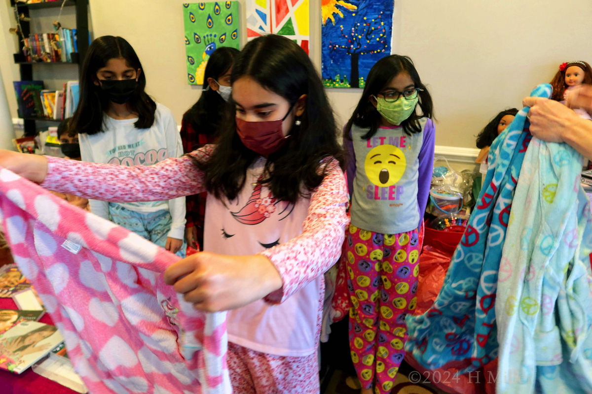 Kids Spa Birthday Party For Malli! 