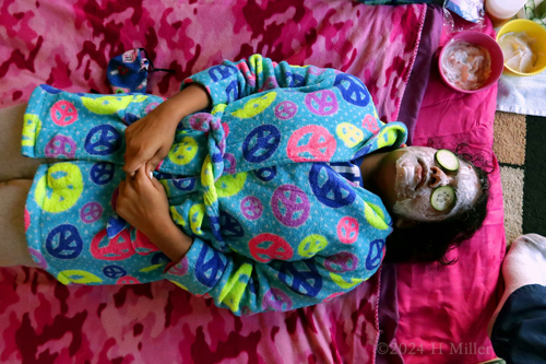 Kids Spa Birthday Party For Malli! Kids Spa Birthday Party For Malli!