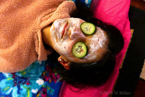 Kids Spa Birthday Party For Malli! Kids Spa Birthday Party For Malli!