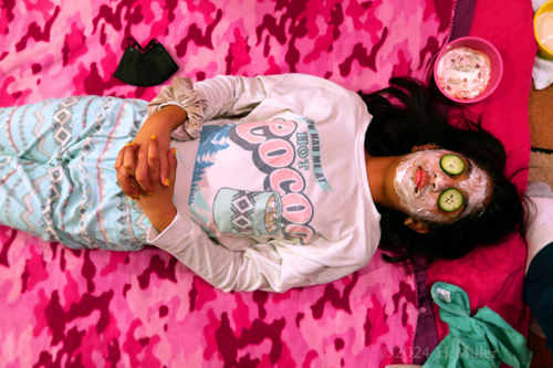 Kids Spa Birthday Party For Malli! Kids Spa Birthday Party For Malli!