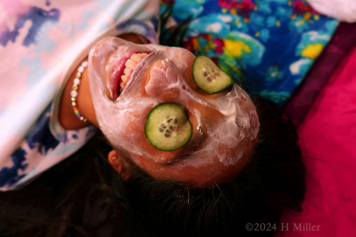 Kids Spa Birthday Party For Malli! Kids Spa Birthday Party For Malli!