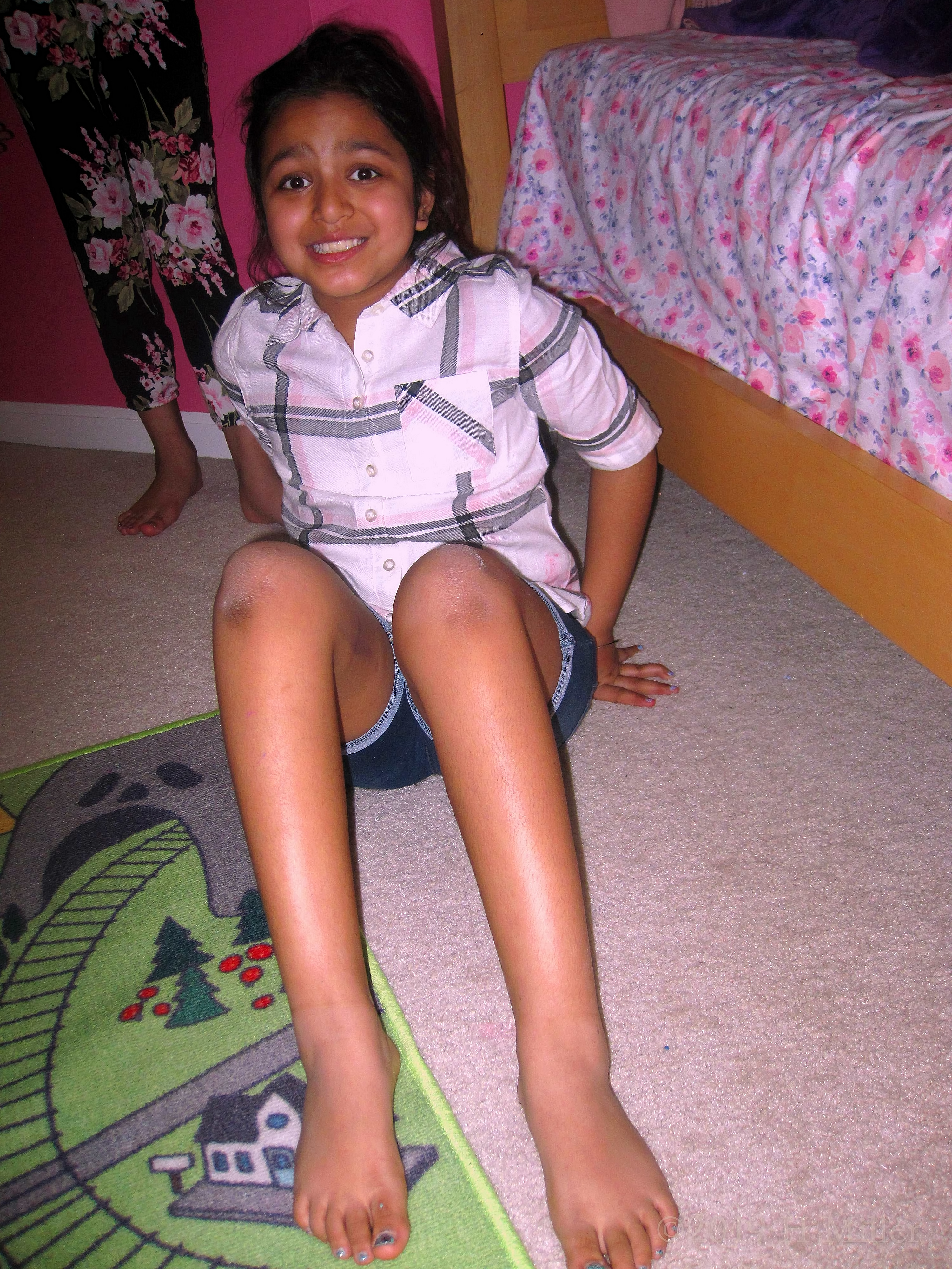 Shows Her Newly Done Cute Kids Pedicure Shows Her Newly Done Cute Kids Pedicure