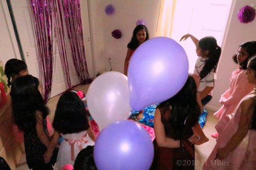 Balloons! Kids Party Wouldn't Be Complete Without Balloons!