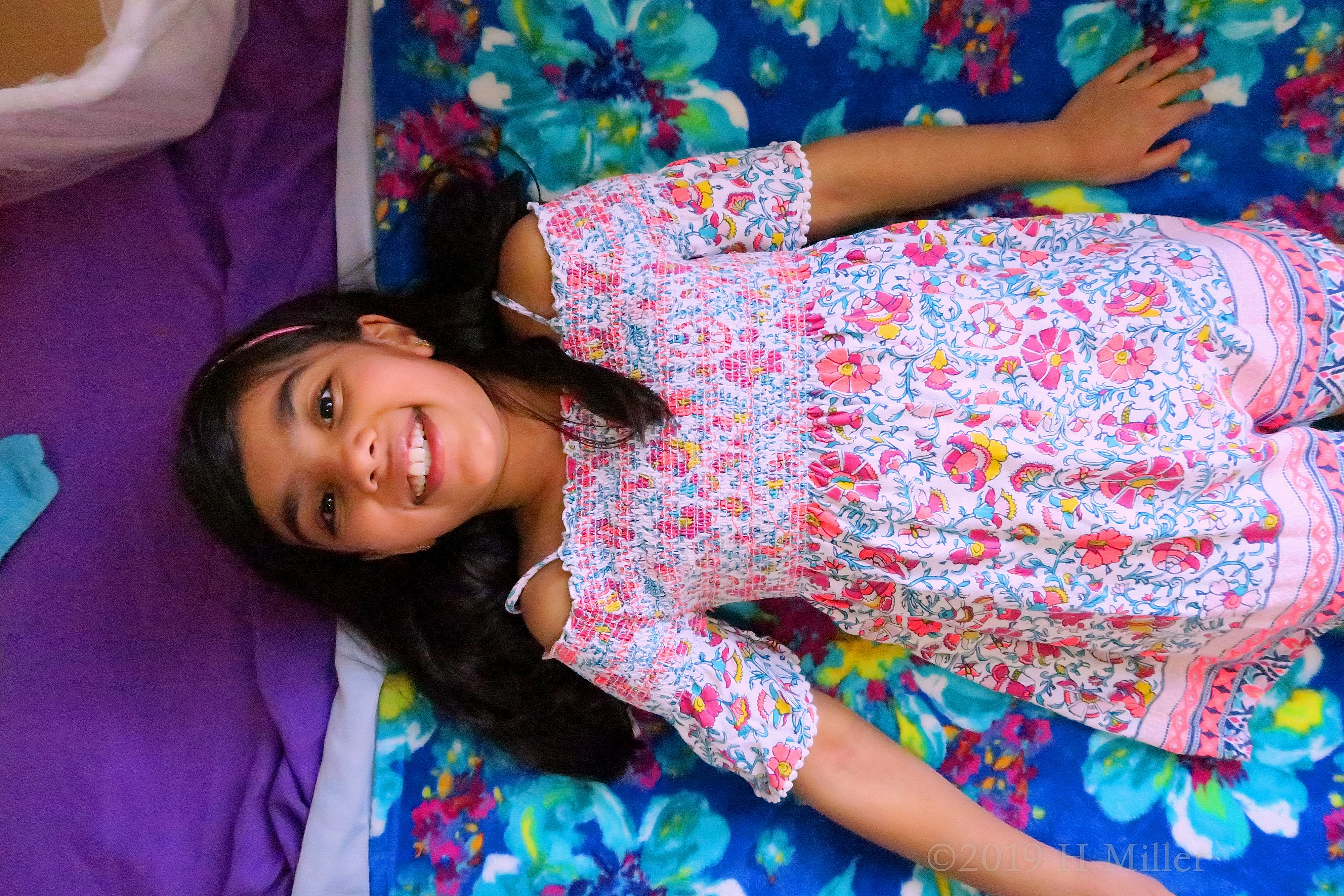 She Is Ready To Start The Girls Facial Spa Activity She Is Ready To Start The Girls Facial Spa Activity